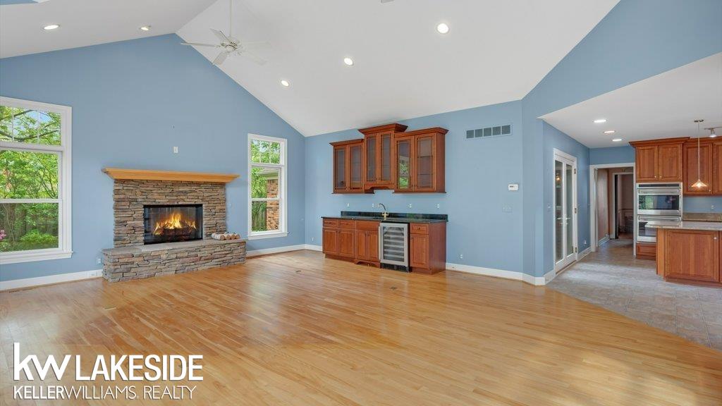 711 South Oxford Road Grosse Pointe Woods, MI 48236 - Photo 12 of 56