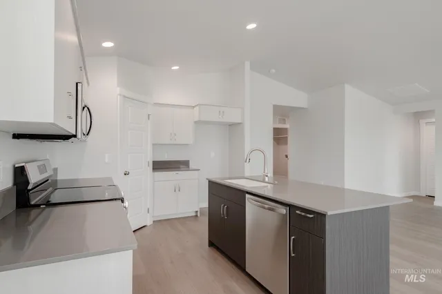 $457,990 | 10501 West Tinder Street, Star, ID 83669