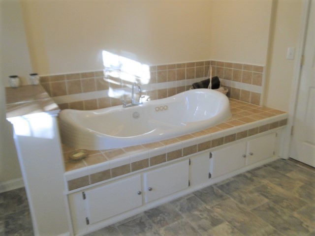 147 Rippy Ridge Road Normandy, TN 37360 - Photo 14 of 36