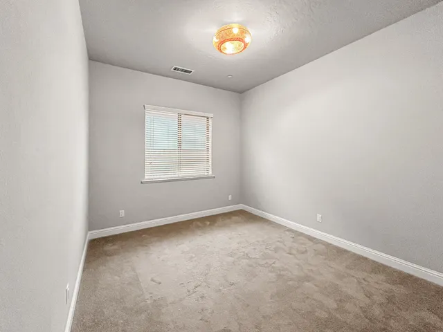 $655,000 | 2788 North Douglas Avenue, Fresno, CA 93727