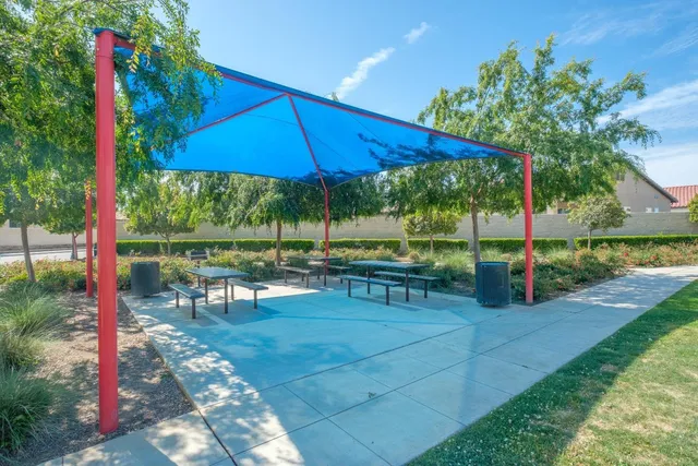 $655,000 | 2788 North Douglas Avenue, Fresno, CA 93727