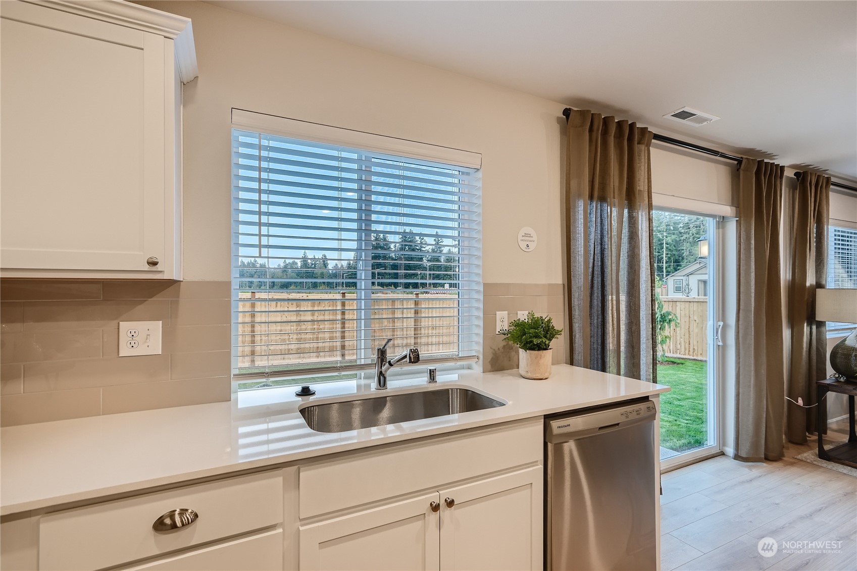 211 Northeast Olympic Ridge, Unit 81 Belfair, WA 98528 - Photo 6 of 14 Gallery Image 6