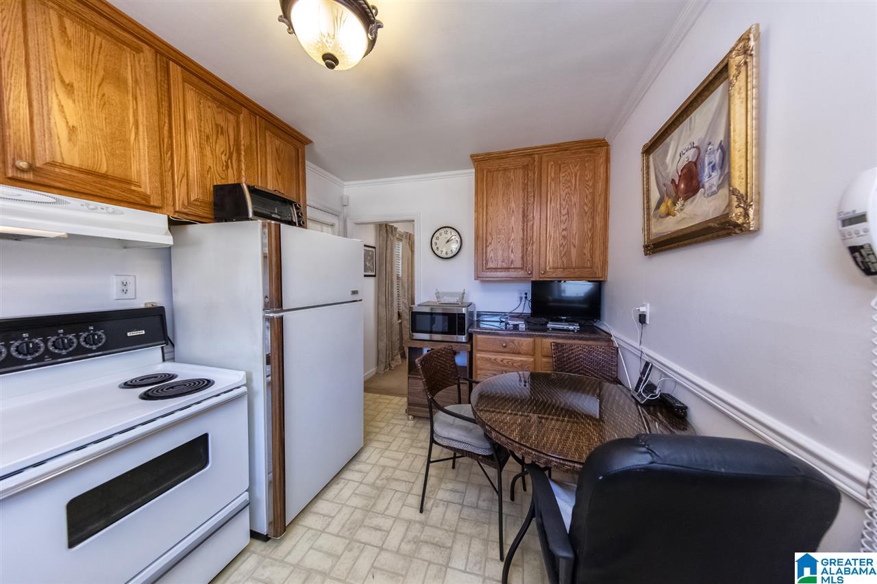 3240 Ridgely Drive Birmingham, AL 35243 - Photo 5 of 30