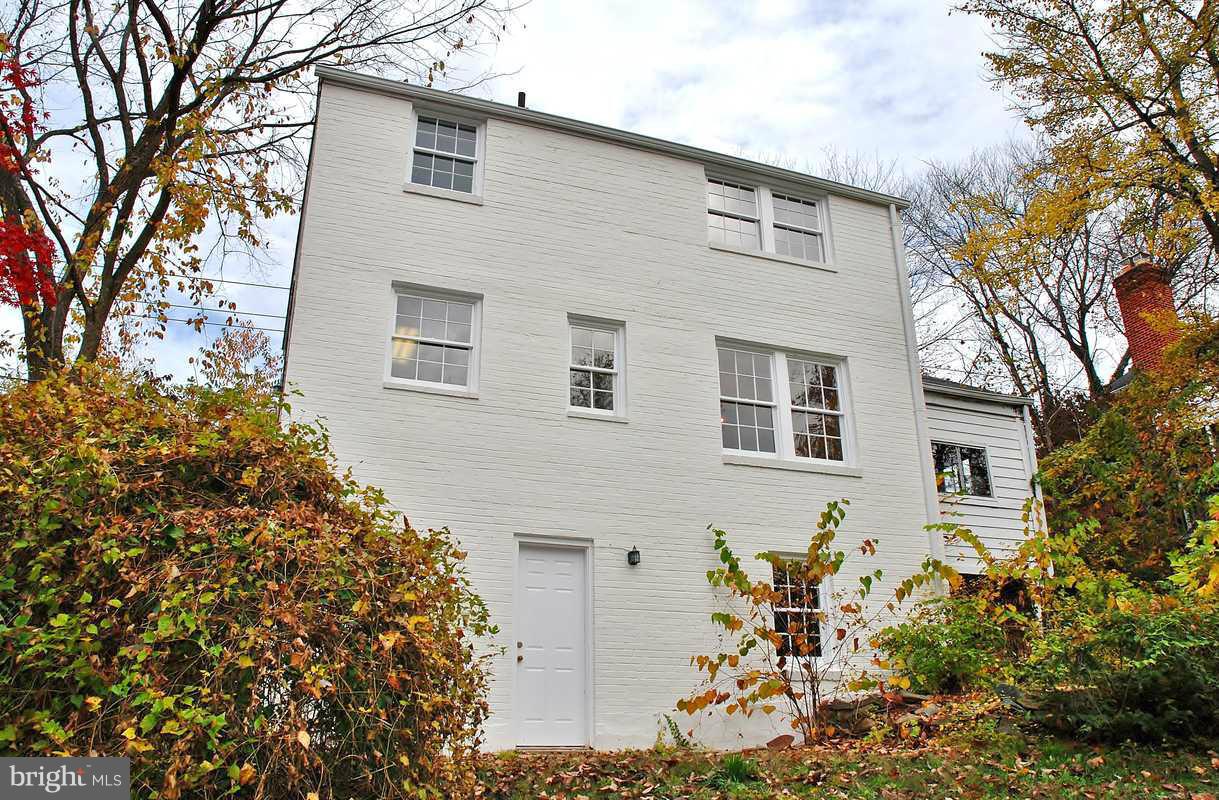 6210 Greentree Road Bethesda, MD 20817 - Photo 18 of 18 Exterior (Rear)