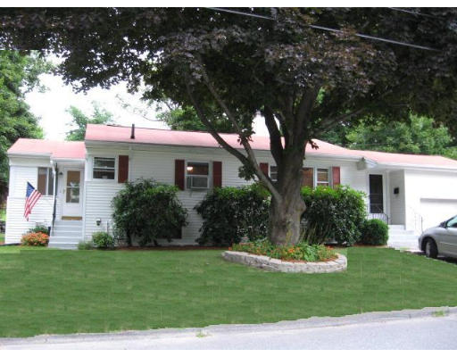 8 Saybrook Road Shrewsbury, MA 01545 - Photo 1 of 18 Gallery Image 1