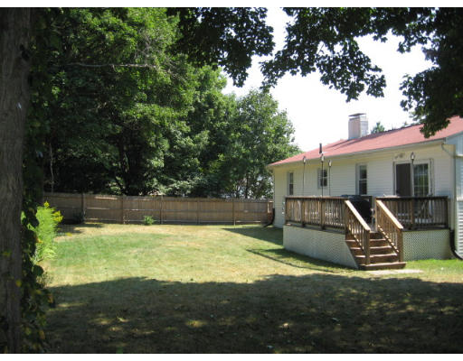 8 Saybrook Road Shrewsbury, MA 01545 - Photo 16 of 18 Gallery Image 16