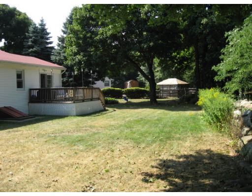 8 Saybrook Road Shrewsbury, MA 01545 - Photo 17 of 18 Gallery Image 17