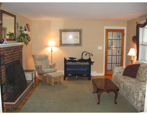 8 Saybrook Road Shrewsbury, MA 01545 - Photo 6 of 18 Gallery Image 6