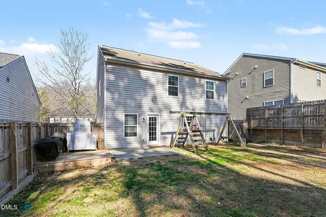 a house view with a outdoor space