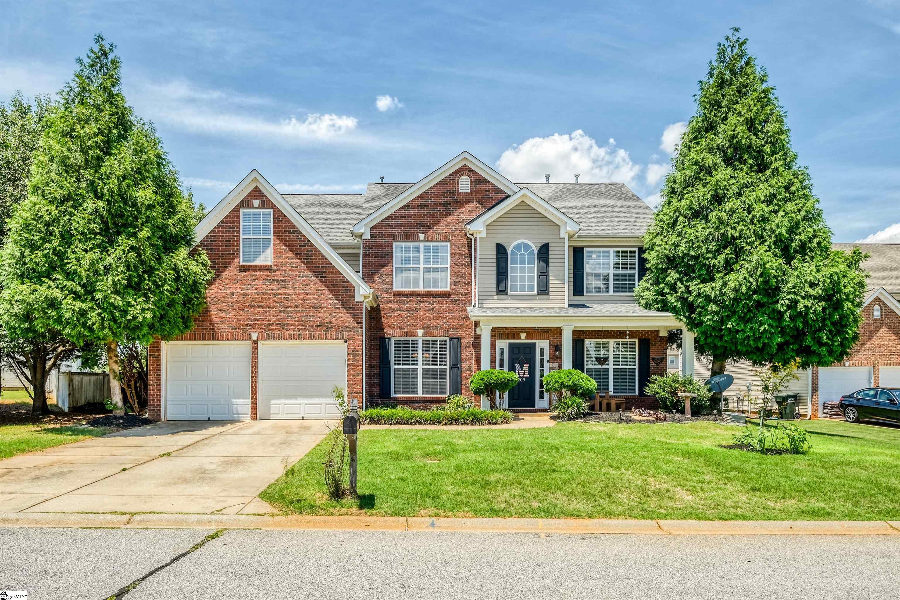 209 Dothan Court Greenville, SC 29607 - Photo 1 of 36 Gallery Image 1