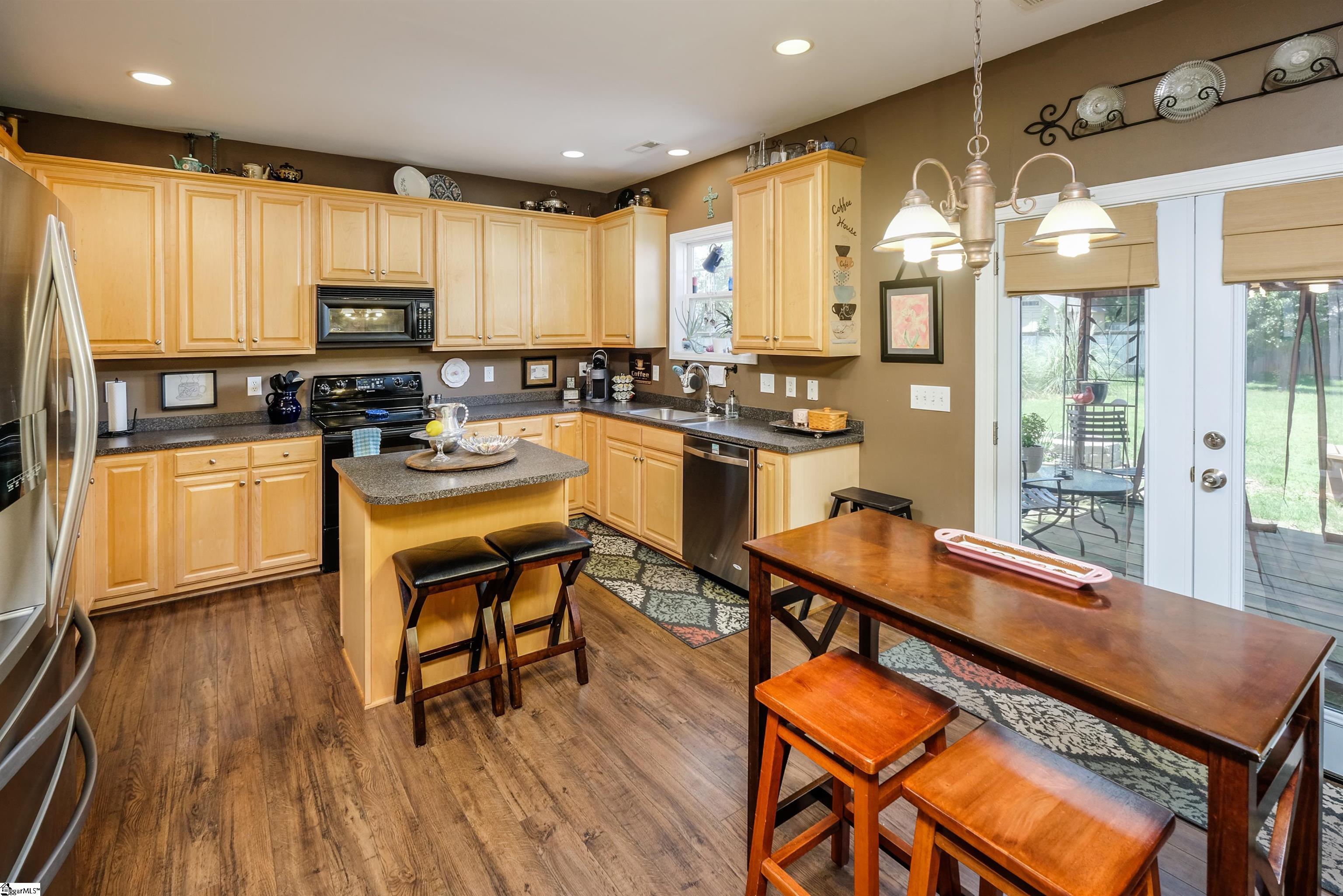 209 Dothan Court Greenville, SC 29607 - Photo 11 of 36 Gallery Image 11