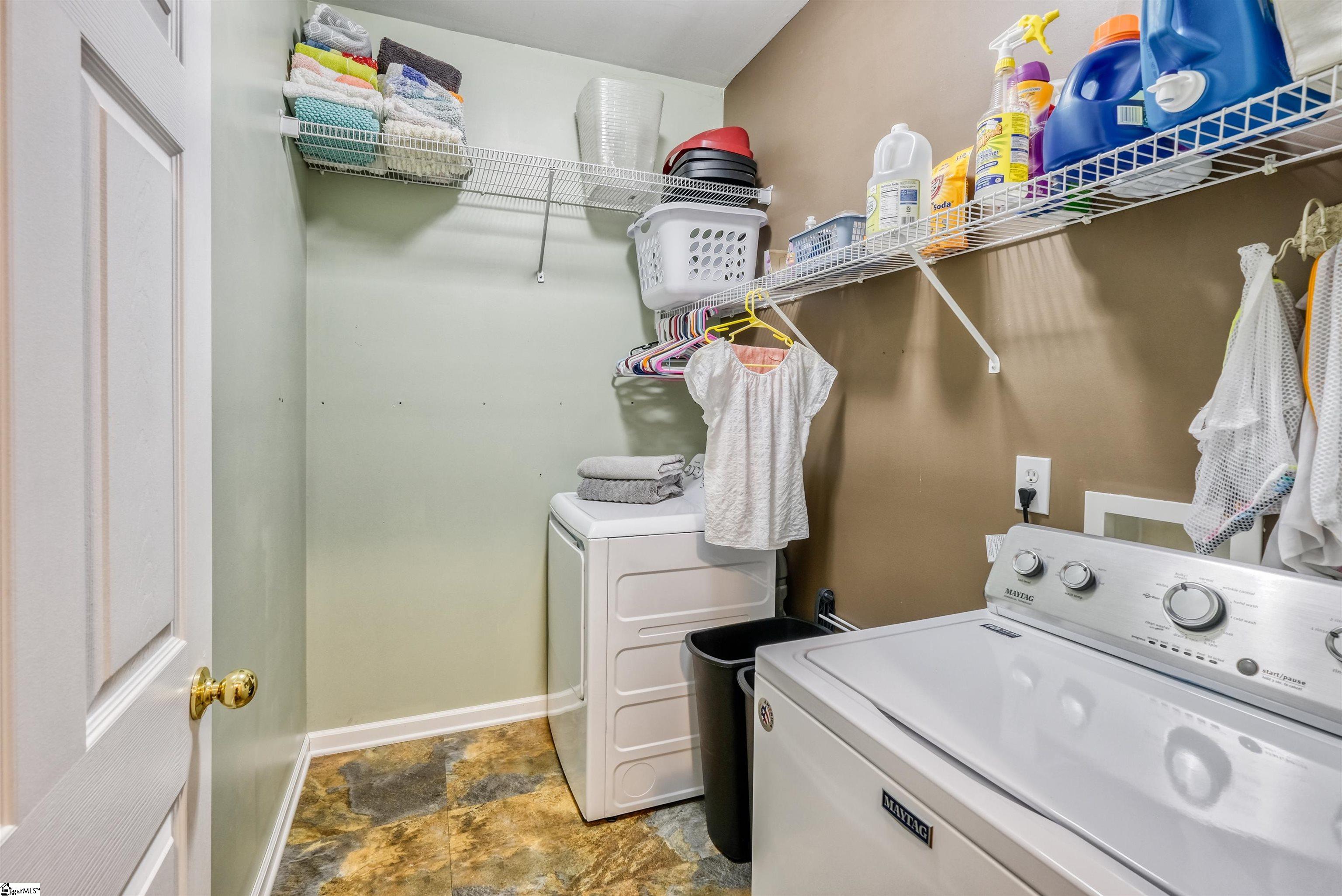 209 Dothan Court Greenville, SC 29607 - Photo 28 of 36 Gallery Image 28