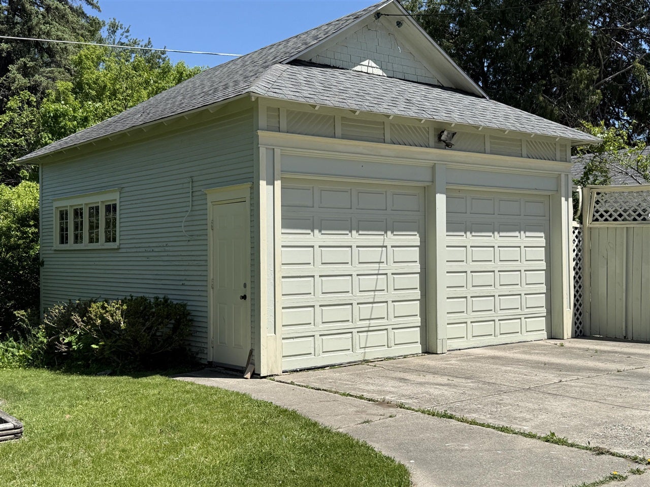 430 West Upton Avenue Reed City, MI 49677 - Photo 2 of 21 Gallery Image 2