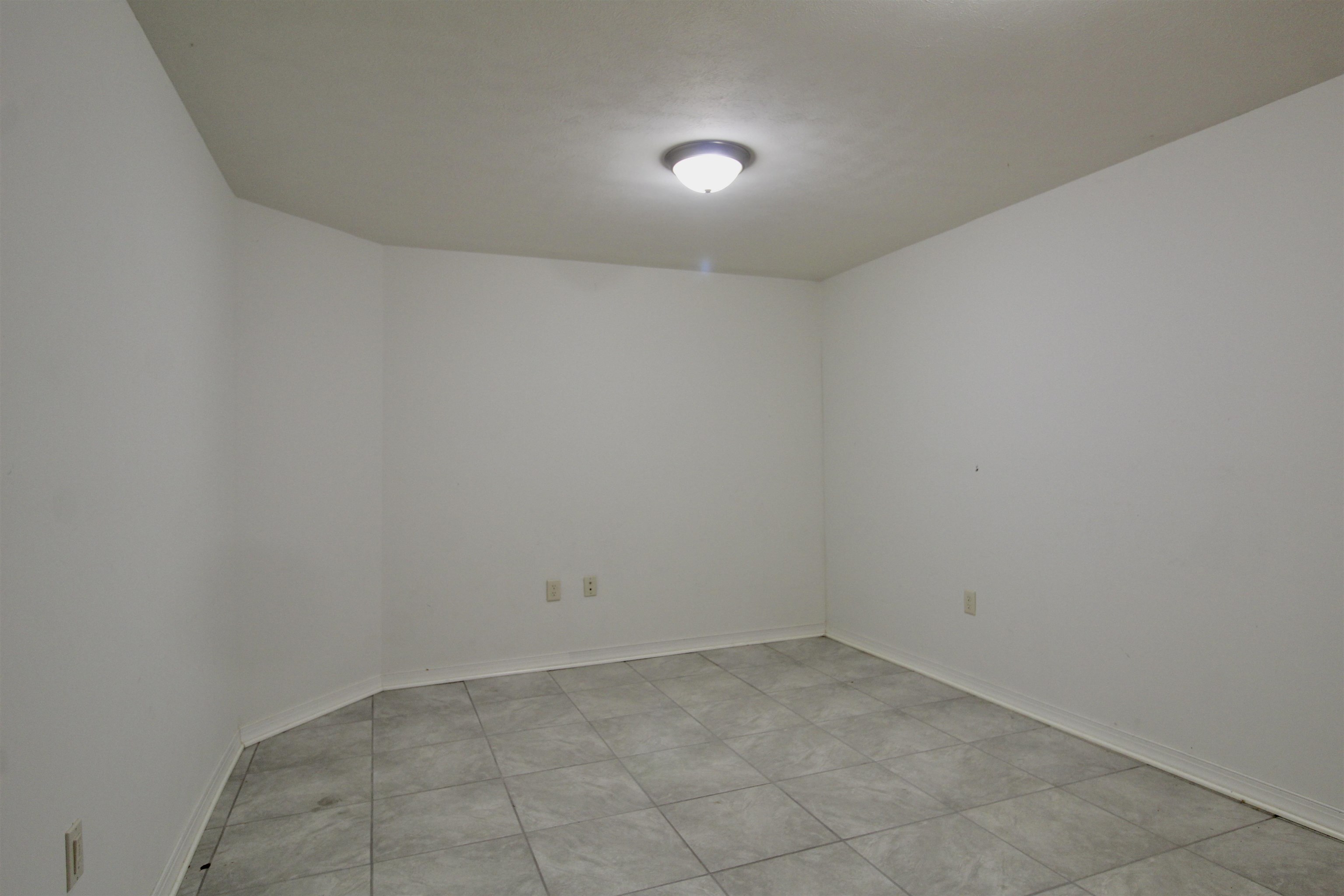 2911 Diamond Spring Lane Harrisonburg, VA 22801 - Photo 16 of 23 a view of an empty room