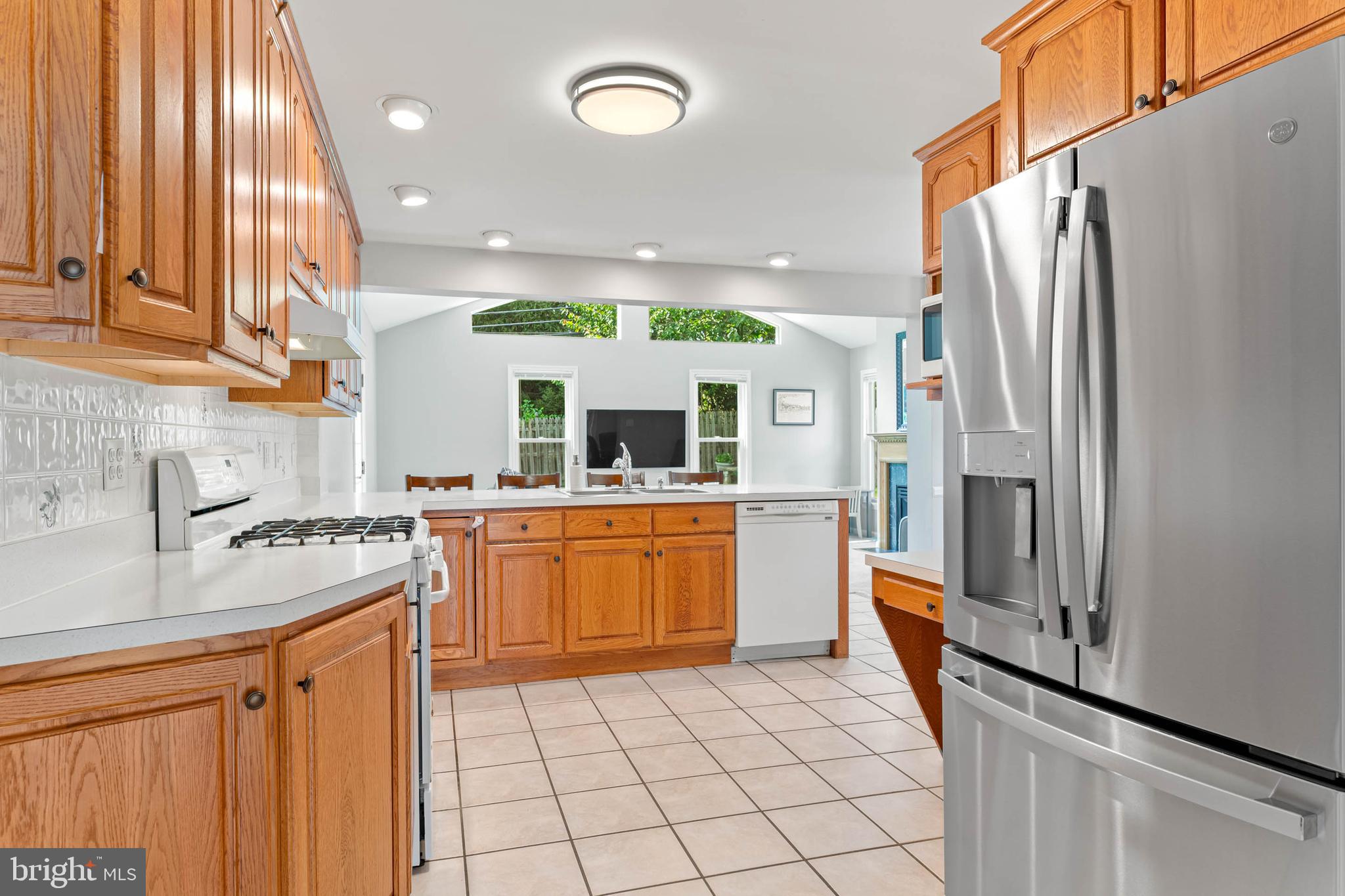 806 Rhoads Drive Springfield, PA 19064 - Photo 11 of 39 Gallery Image 11