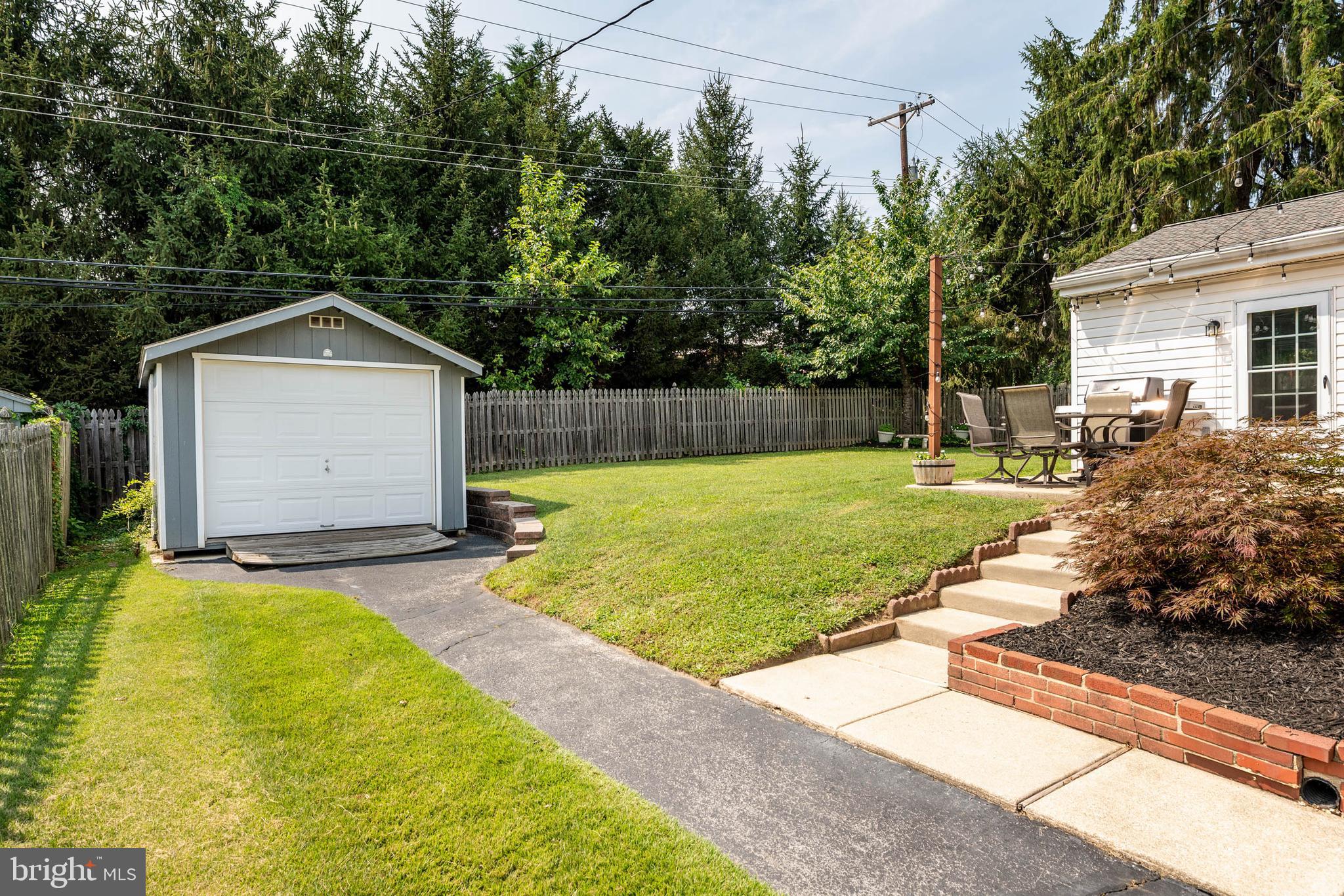 806 Rhoads Drive Springfield, PA 19064 - Photo 31 of 39 Over-sized Shed