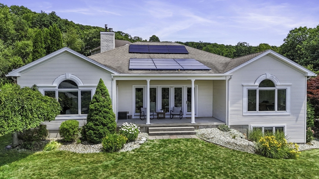 27 Spring Hill Road Belchertown, MA 01007 - Photo 4 of 42