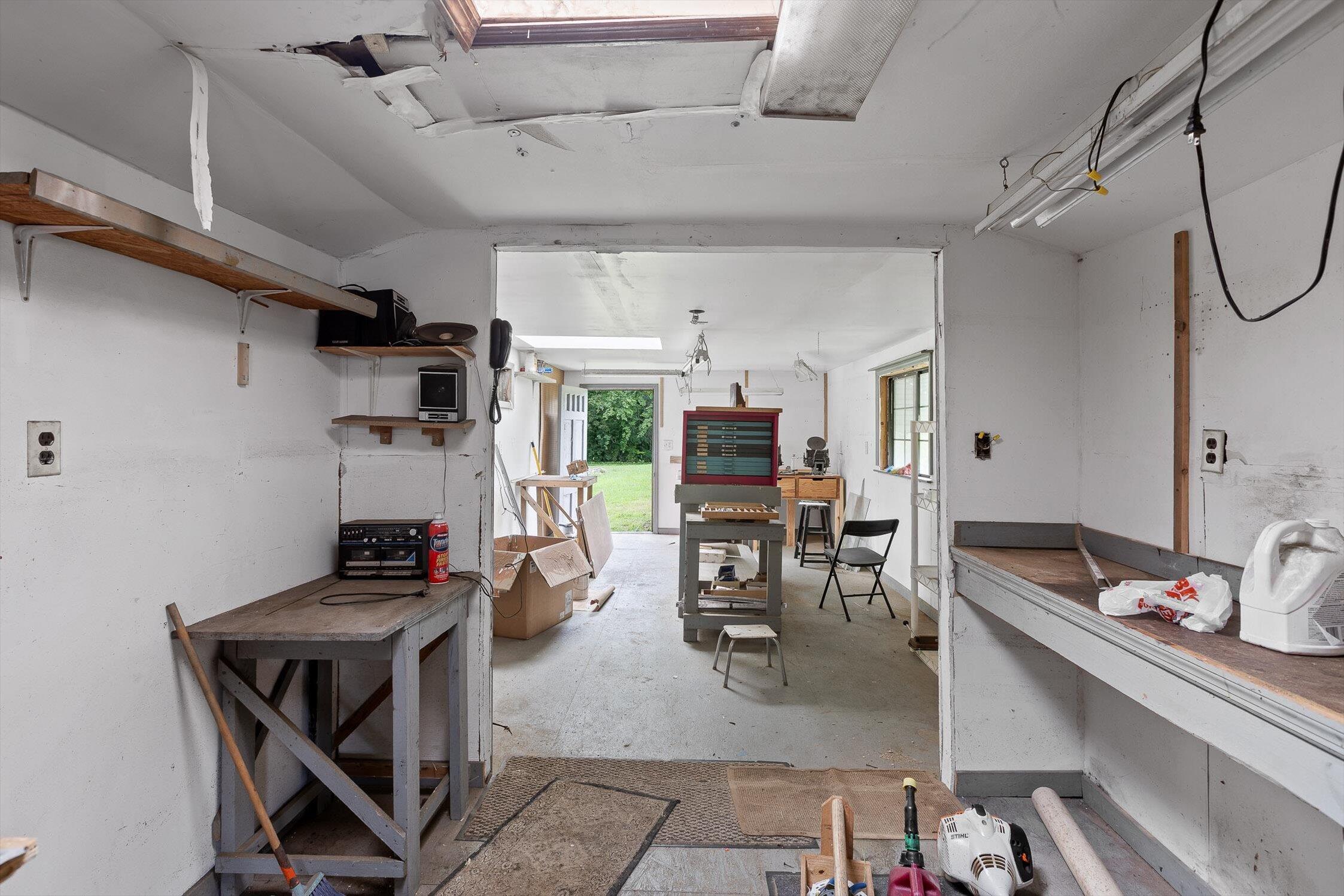 8834 Gann Road Soddy Daisy, TN 37379 - Photo 20 of 26 15-Gann Store-14