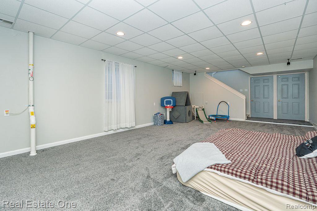 410 Maplehill Road Rochester Hills, MI 48306 - Photo 35 of 56