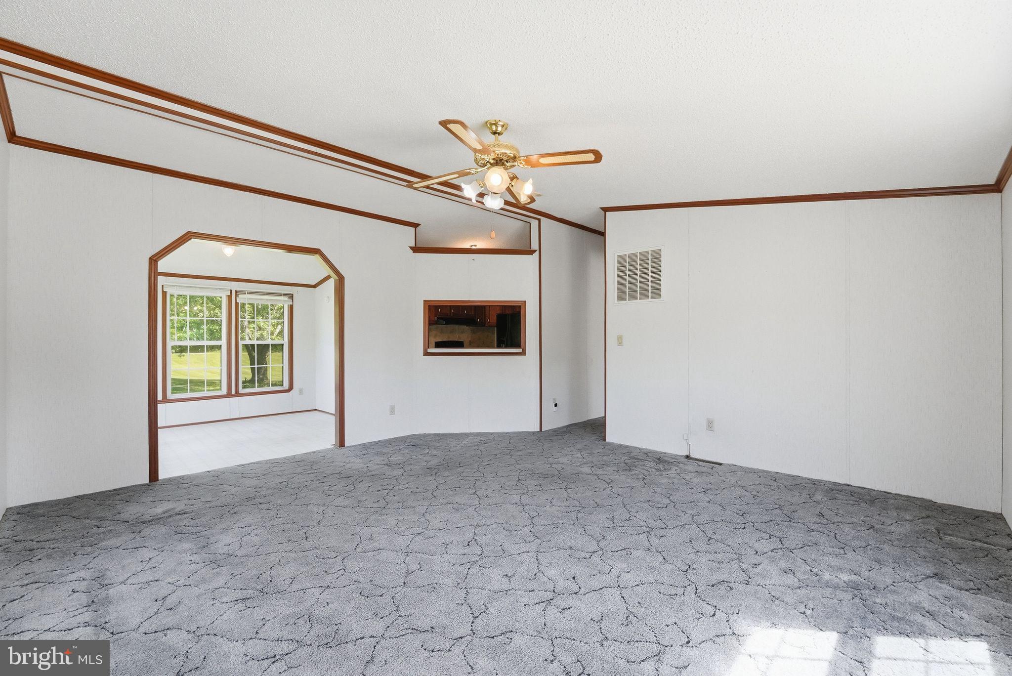 25325 Independence Road Unionville, VA 22567 - Photo 19 of 51 Family Room