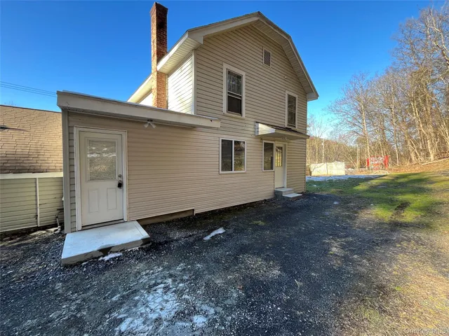 $2,700 | 2694 Rte 9W, Saugerties, NY 12477