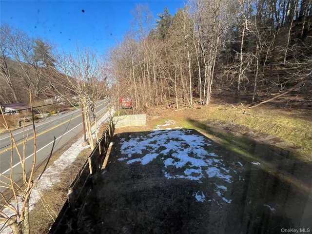 $2,700 | 2694 Rte 9W, Saugerties, NY 12477