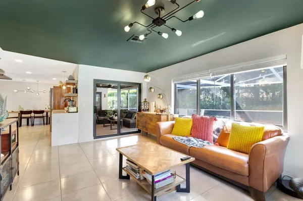 $5,500 | 932 Evergreen Drive, North Palm Beach, FL 33408