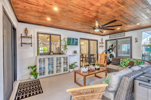 $5,500 | 932 Evergreen Drive, North Palm Beach, FL 33408