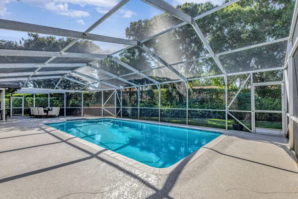 $5,500 | 932 Evergreen Drive, North Palm Beach, FL 33408