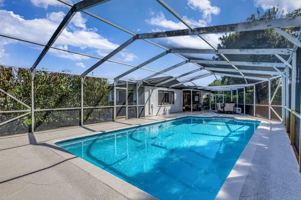 $5,500 | 932 Evergreen Drive, North Palm Beach, FL 33408