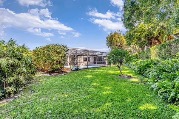 $5,500 | 932 Evergreen Drive, North Palm Beach, FL 33408