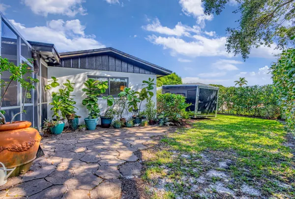 $5,500 | 932 Evergreen Drive, North Palm Beach, FL 33408