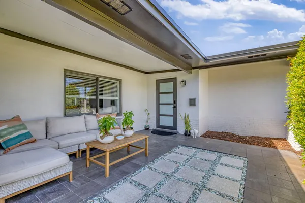 $5,500 | 932 Evergreen Drive, North Palm Beach, FL 33408