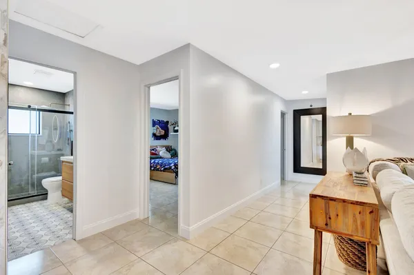$5,500 | 932 Evergreen Drive, North Palm Beach, FL 33408