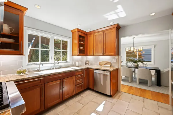 $1,295,000 | 6611 Ascot Drive, Oakland, CA 94611