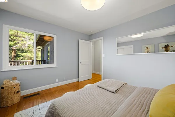 $1,295,000 | 6611 Ascot Drive, Oakland, CA 94611