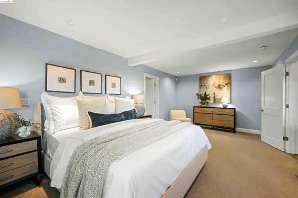 $1,295,000 | 6611 Ascot Drive, Oakland, CA 94611