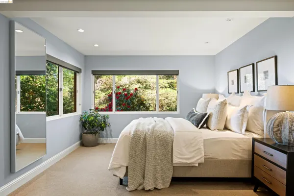 $1,295,000 | 6611 Ascot Drive, Oakland, CA 94611