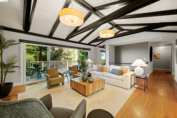 $1,295,000 | 6611 Ascot Drive, Oakland, CA 94611