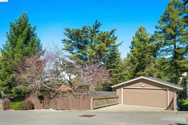 $1,295,000 | 6611 Ascot Drive, Oakland, CA 94611