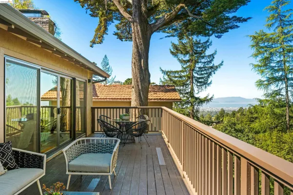 $1,295,000 | 6611 Ascot Drive, Oakland, CA 94611