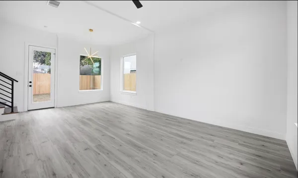 $2,400 | 4212 Alvin Street, Unit A, Houston, TX 77051