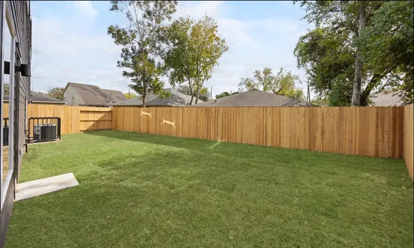 $2,400 | 4212 Alvin Street, Unit A, Houston, TX 77051