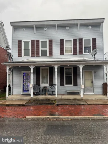 $750 | 215 Arch Street, Unit A, Cumberland, MD 21502