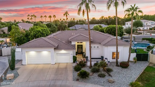 $1,140,000 | 21722 North 61st Drive, Glendale, AZ 85308