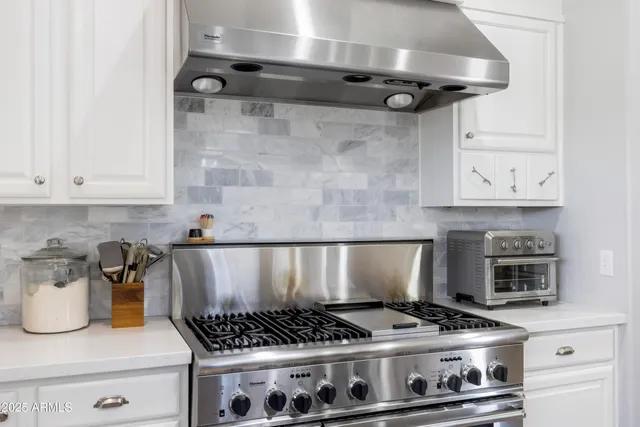 $1,140,000 | 21722 North 61st Drive, Glendale, AZ 85308