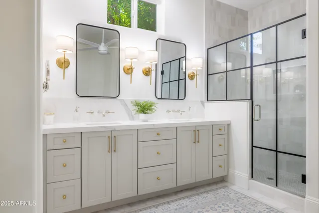 $1,140,000 | 21722 North 61st Drive, Glendale, AZ 85308