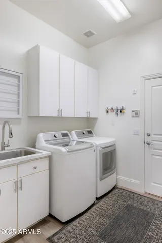 $1,140,000 | 21722 North 61st Drive, Glendale, AZ 85308