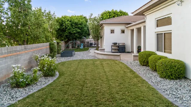 $1,140,000 | 21722 North 61st Drive, Glendale, AZ 85308