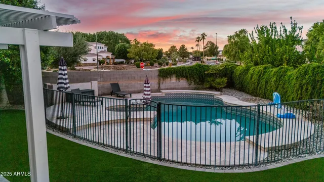 $1,140,000 | 21722 North 61st Drive, Glendale, AZ 85308